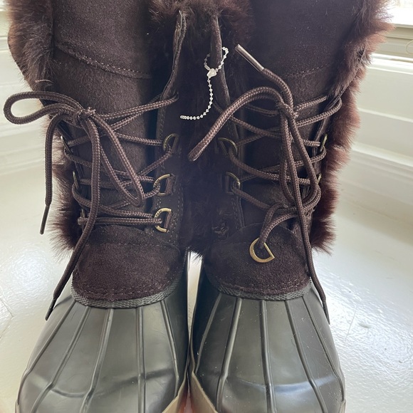 BEARPAW Women's Floral Tess Faux Fur-Trim Duck Boot Winter White US 6M / EUR 37 - Picture 3 of 8